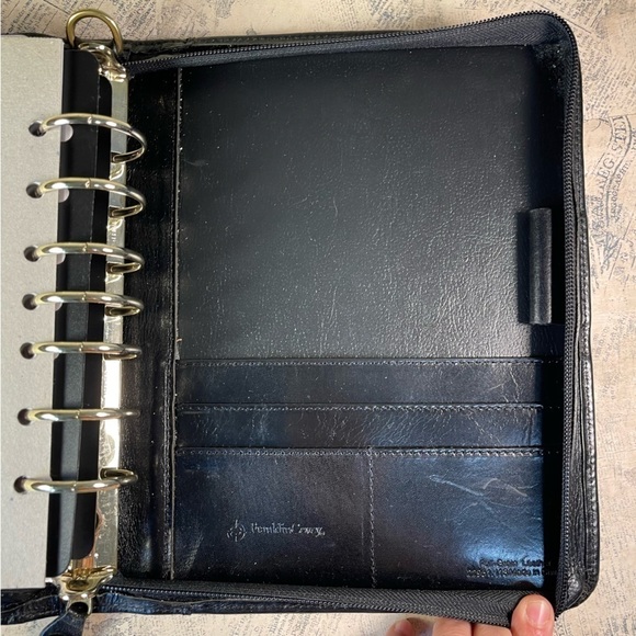 Franklin Covey Black Full Grain Leather Classic Planner - Vintage - Picture 9 of 16